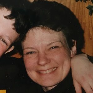 Meet your Posher, Elaine